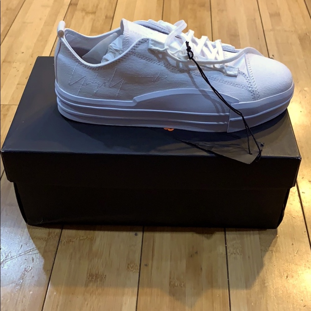 Y-3  Adidas Yohji Yamamoto Yuben Low Top Sneaker